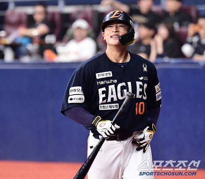 11일 고척돔에서 열린 KBO리그 키움과 한화의 경기. 6회 솔로홈런을 날린 한화 이진영. 고척=송정헌 기자songs@sportschosun.com/2025.05.11/