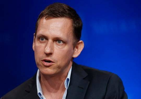 피터 틸. 그는 페이팔의 공동 창업자로 2002년 페이팔을 매각한 뒤 2003년 알렉스 카프와 팔란티어를 창업했다. /블룸버그 연합뉴스