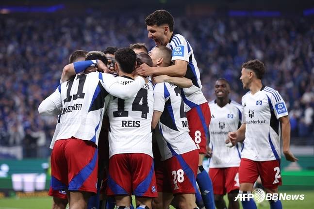 기뻐하는 함부르크 선수들. /AFPBBNews=뉴스1