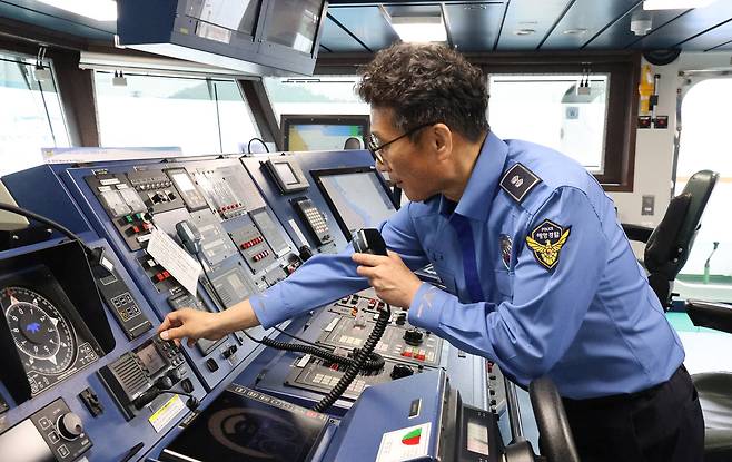 아버지 박길호 경감은 독도경비함정 3016함에서 통신장으로 ‘귀’ 역할을 담당한다. /동해해경