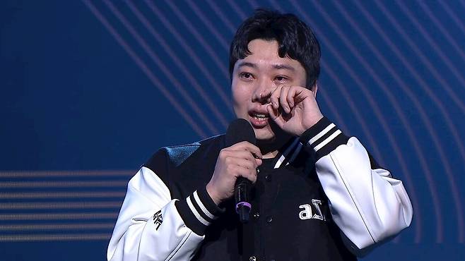 - 그동안 쌓여온 상처들을 극복한 순간을 만끽하는 도재욱