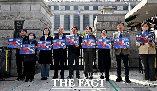 A 씨는 "고위 간부가 아무 절차도 없이 단독 술자리를 만드는 문화, 피해가 발생해도 이를 보호하거나 바로잡을 내규조차 없는 조직. 이것이 혁신당의 현실"이라고 비판했다. /배정한 기자