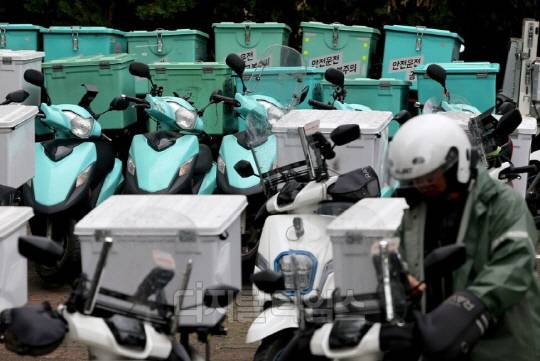 배달용 오토바이. 사진=연합뉴스