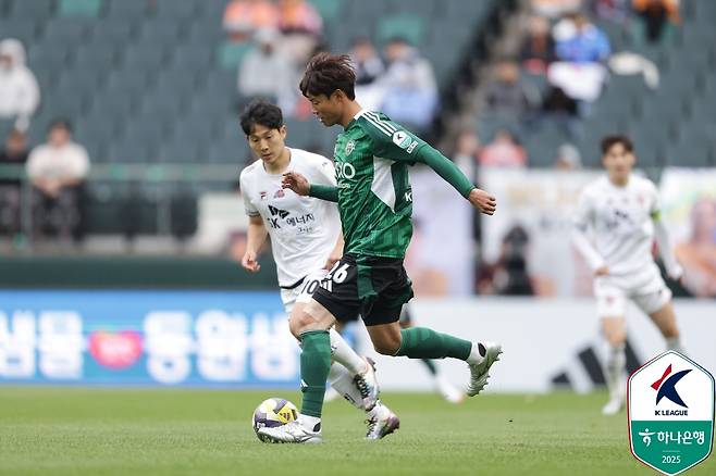 홍정호(전북현대). 한국프로축구연맹 제공