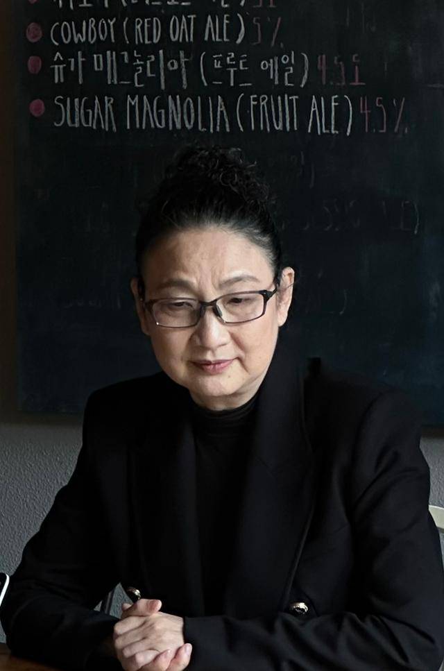 신숙옥씨는 사회운동을 하며 경제적으로 안락한 삶을 잃었다. 그는 후회한 적 있냐는 질문에 "한 번도 없다"고 단호하게 말했다. 엣나인필름 제공