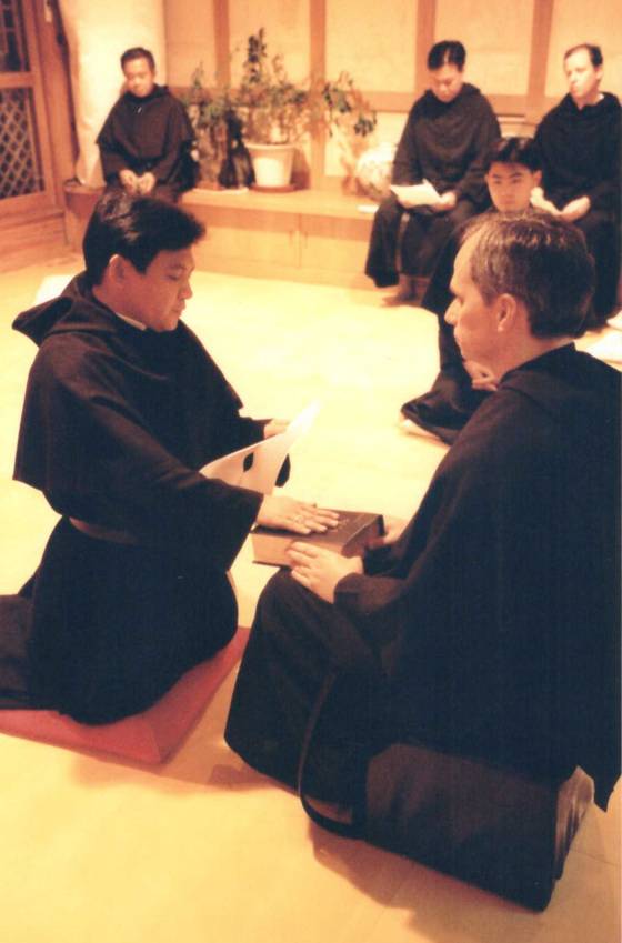 프레보스트 아우구스띠노 수도회 총장이 한국을 방문해 사목 횔동을 하고 있다. 사진 아우구스띠노 수도회