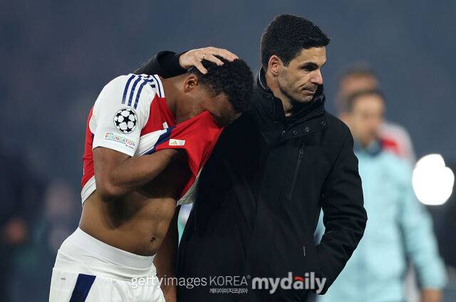 아스널 아르테타 감독은 주비멘디의 능력에 꽂혀 일찌감치 그의 영입을 추진했다. 아스널은 파리 생제르맹에 패하면서 챔피언스 리그 결승진출이 좌절됐다./게티이미지코리아