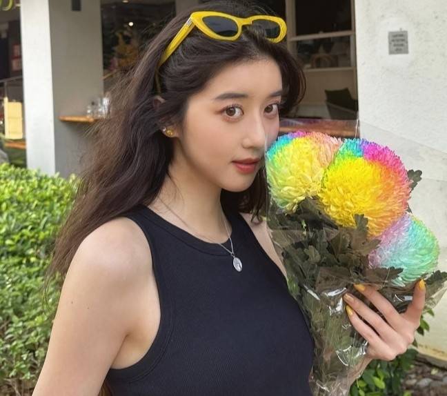 [엘리너 리 SNS]
