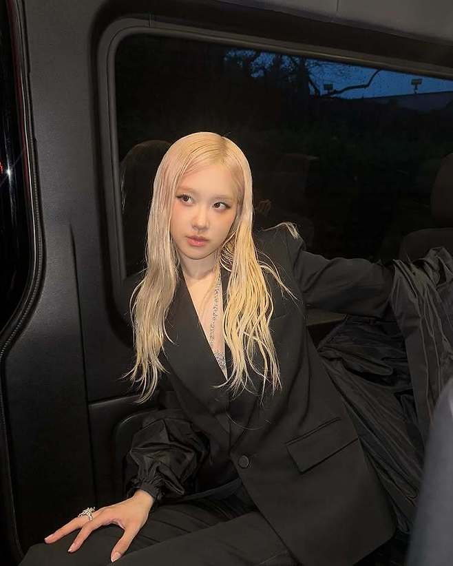 로제 소셜미디어