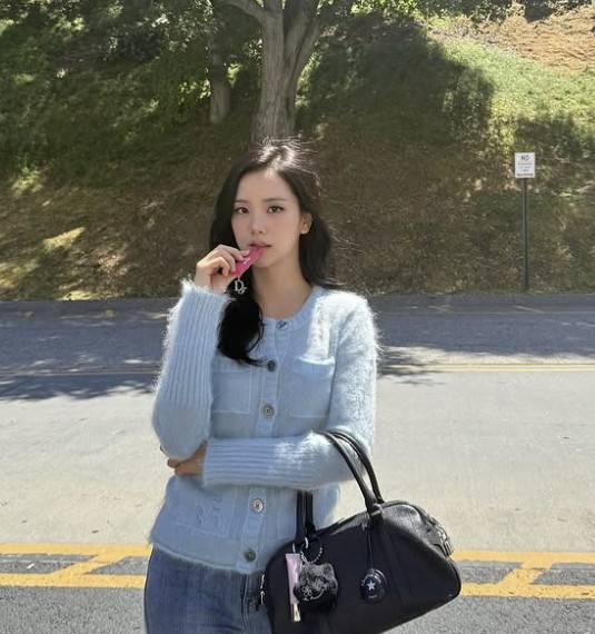 지수 소셜 계정 캡처