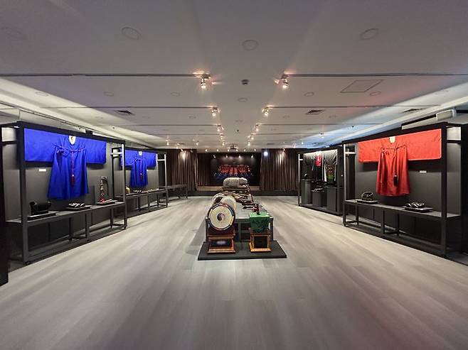 국립국악원 국악박물관은 지난 8일 인도네시아 자카르타의 한국문화원에서 특별 전시 '종묘제례악, 조선을 노래하다'를 개최했다. (사진=국립국악원 제공) *재판매 및 DB 금지