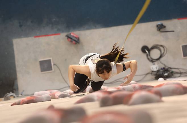 '2025 스포츠클라이밍 청소년 국가대표 및 꿈나무 선수 선발전'의 경기 장면. 대한산악연맹 제공