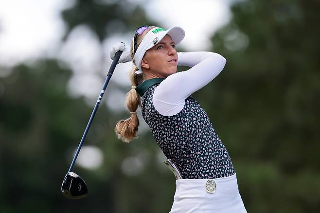 소피아 포포프가 지난 27일(현지시간) 열린 LPGA 투어 셰브론 챔피언십 최종 라운드 2번 홀에서 티샷을 하고 있다. 게티이미지코리아