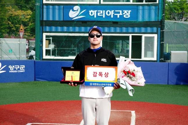 김문한 경남 함안베이스볼스포츠클럽 총감독.  /사진=대한유소년야구연맹