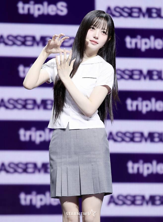 그룹 트리플에스(tripleS) 김채원이 12일 오후 서울 용산구 한남동 블루스쿼어에서 열린 새 앨범 'ASSEMBLE25' 발매 기념 쇼케이스에서 포즈를 취하고 있다. /2025.05.12 /사진=김휘선 hwijpg@