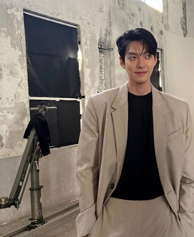 사진|김우빈 인스타그램