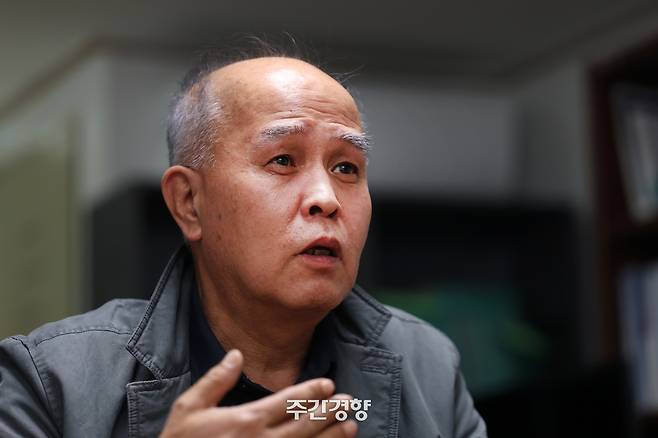 이용우 전 더불어민주당 의원이 5월 2일 서울 여의도 사무실에서 주간경향과 인터뷰하고 있다. 정지윤 선임기자