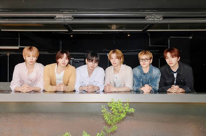 보이넥스트도어 태산, 성호, 명재현, 이한, 리우, 운학(왼쪽부터). 사진 제공=KOZ엔터테인먼트