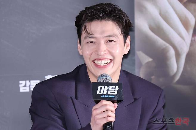 &nbsp;영화 '야당'의 언론시사회 및 기자간담회에 참석한 배우 강하늘. 25.04.07 ⓒ이혜영 기자 lhy@hankooki.com