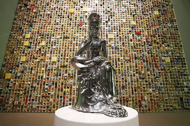 국립현대미술관 서울관 상설전에 전시된 강익중의 '삼라만상'. /연합뉴스