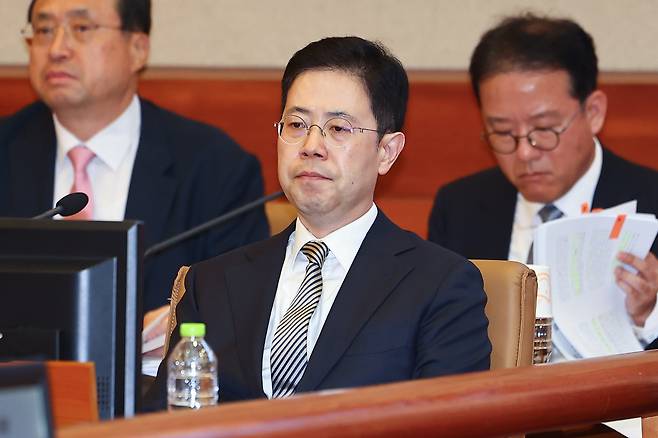 손준성 대구고검 차장(검사장)가 13일 서울 종로구 헌법재판소에서 열린 고발사주 의혹 탄핵심판 첫 정식 변론기일에 출석해 있다. /뉴스1