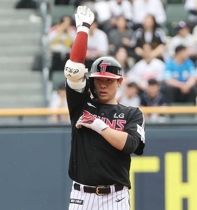 홍창기. IS 포토