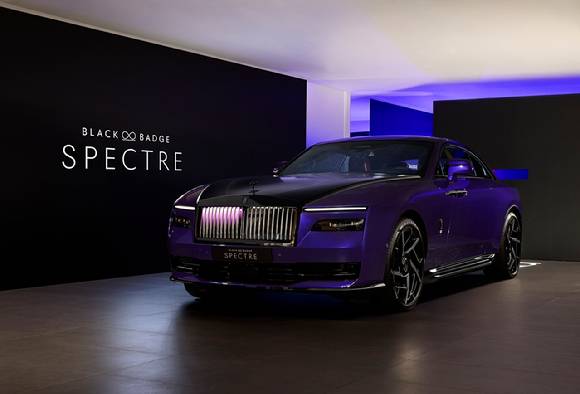 롤스로이스 '블랙 배지 스펙터'. [사진=롤스로이스모터카]