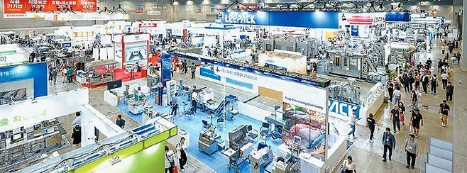 국내 최대 식품 전시회인 ‘2025 서울국제식품산업대전’이 6월 10~13일 경기도 킨텍스에서 열린다. 사진은 지난해 행사 모습. [사진 서울푸드]