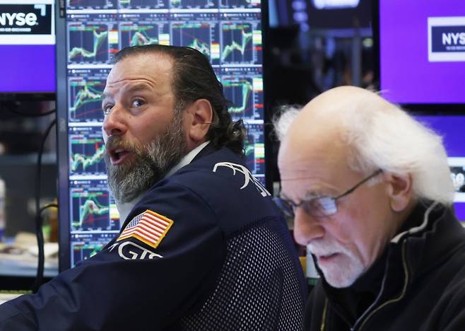 ▲ 뉴욕증권거래소의 트레이더 [연합뉴스]