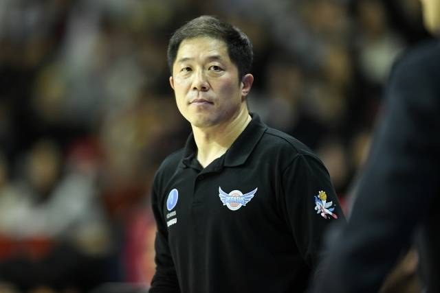 변영재 통역이 코치가 되어 대구를 떠나 안양으로 향한다. 사진=KBL 제공