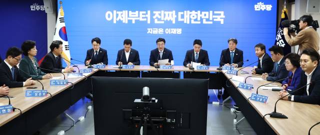 더불어민주당 중앙선대위 총괄본부장단회의. 뉴스1