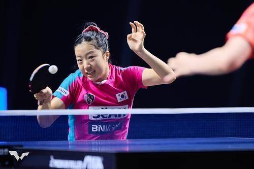 WTT 인천 챔피언스에 출전한 신유빈의 경기 장면 [WTT 인스타그램 캡처. 재판매 및 DB 금지]