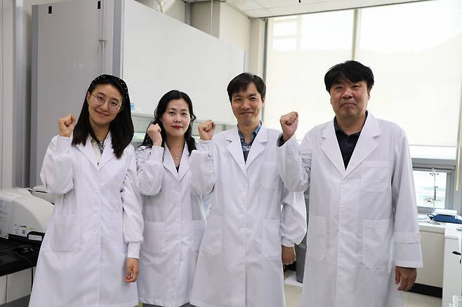 대구경북과학기술원(DGIST) 에너지환경연구부의 (왼쪽부터) 서혜진 전임연구원, 홍성희 전임연구원, 김영광 전임연구원, 임상규 책임연구원./DGIST