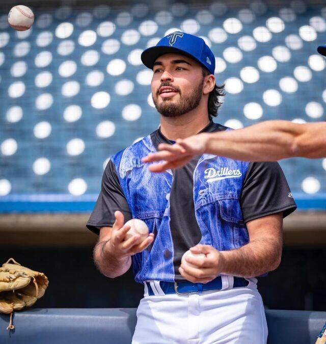 알렉 감보아./알렉 감보아 SNS 캡처