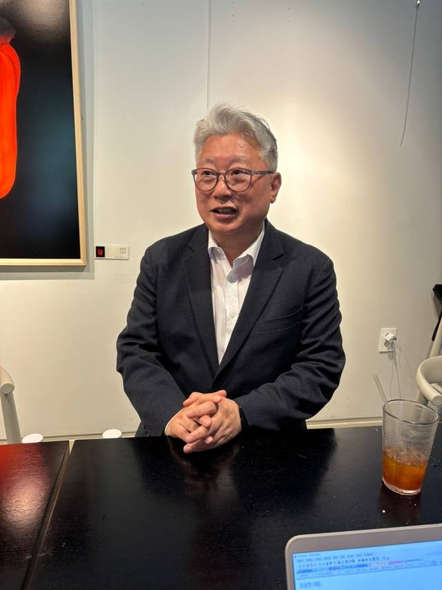 조응천 개혁신당 전 의원은 15일 수성구 한 카페에서 기자들과 만나 질문에 대답하고 있다. 이혜림 기자