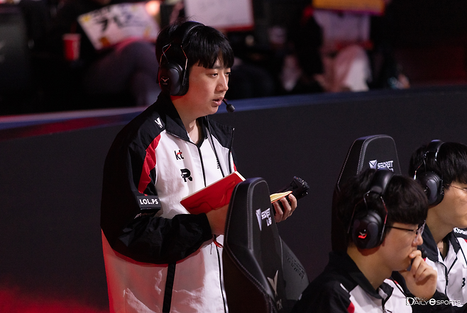 kt 롤스터 '스코어' 고동빈 감독