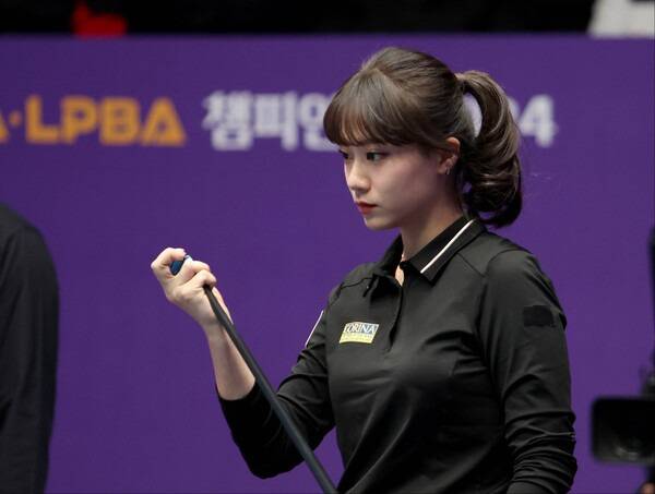 지난 시즌 LPBA 투어 4강에 오르고, 올 시즌 신생팀 하림에서 팀리그 데뷔를 이루게 된 정보윤. ⓒPBA