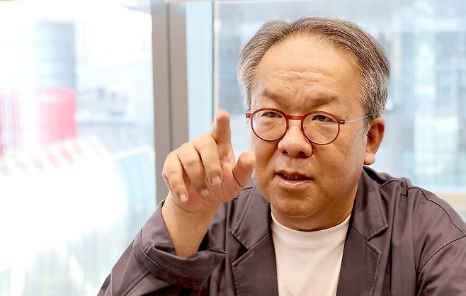 황희 카카오헬스케어 대표가 지난달 28일 오후 경기도 성남시 분당구 본사에서 인터뷰하고 있다. 이종근 선임기자 root2@hani.co.kr