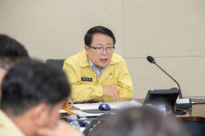 풍수해 대비 보고회 주재하는 정헌율 익산시장 (사진=익산시 제공) *재판매 및 DB 금지