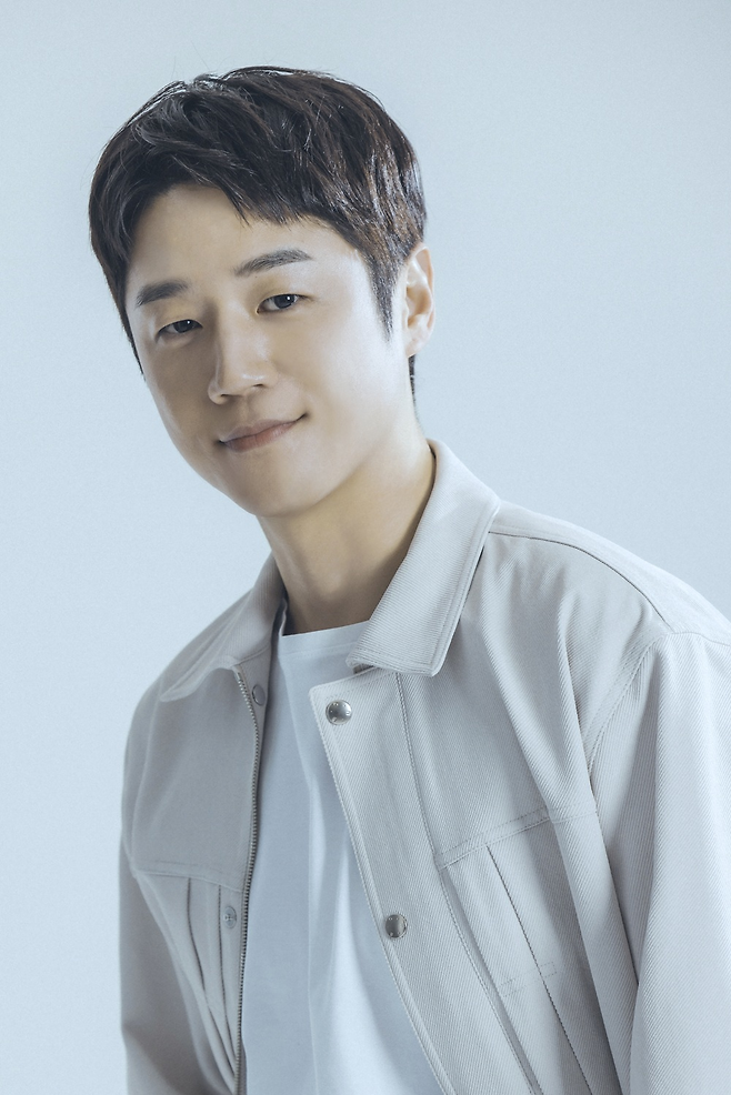 정준원. 에일리언컴퍼니