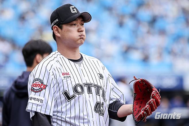 ▲ 시즌 첫 승에 재도전하는 나균안 ⓒ롯데 자이언츠