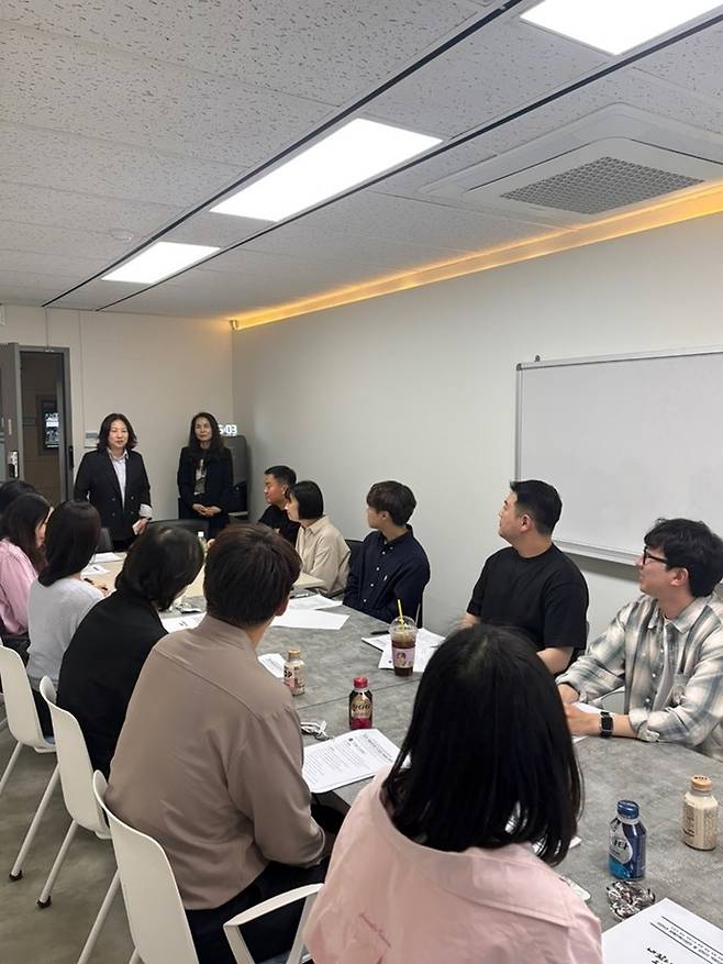 의정부시가 시청 별관 회의실에서 '2025년 장애인 복지 업무 동 담당자 역량 강화 교육'을 실시했다.사진=의정부시청