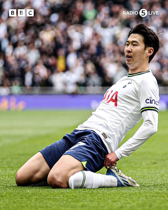 [스포츠조선 강우진 기자]대한민국 국가대표 주장 손흥민이 자신의 아이를 가졌다고 주장하는 한 여성을 고소한 것에 대해 영국 BBC까지 대서특필하고 나섰다.

영국 BBC는 15일(한국시각) '토트넘 홋스퍼의 주장 손흥민이 자신을 협박 피해자라고 주장하며 한국 경찰에 형사 고소장을 접수했다'라고 보도했다.

경찰에 따르면 강남경찰서는 지난 14일 체포한 20대 여성 A씨와 40대 남성 B씨에 대해 구속영장 신청을 검토 중이다. 이들은 지인 사이로 알려졌다. 사진=SNS