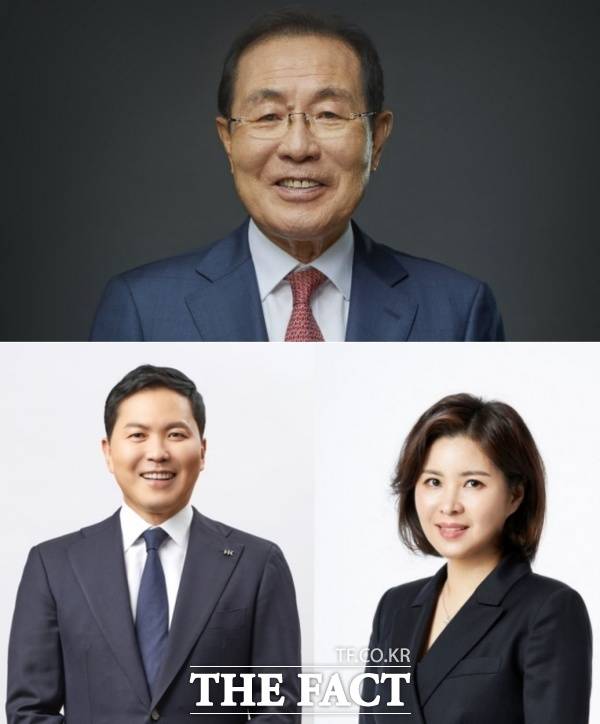 콜마그룹 오너 2세인 윤상현 콜마홀딩스 부회장(아래 왼쪽)과 윤여원 콜마비앤에이치 사장(아래 오른쪽)이 건강기능식품 사업을 놓고 갈등을 벌이고 있다. 사진 위쪽은 윤동한 한국콜마 회장. /더팩트 DB