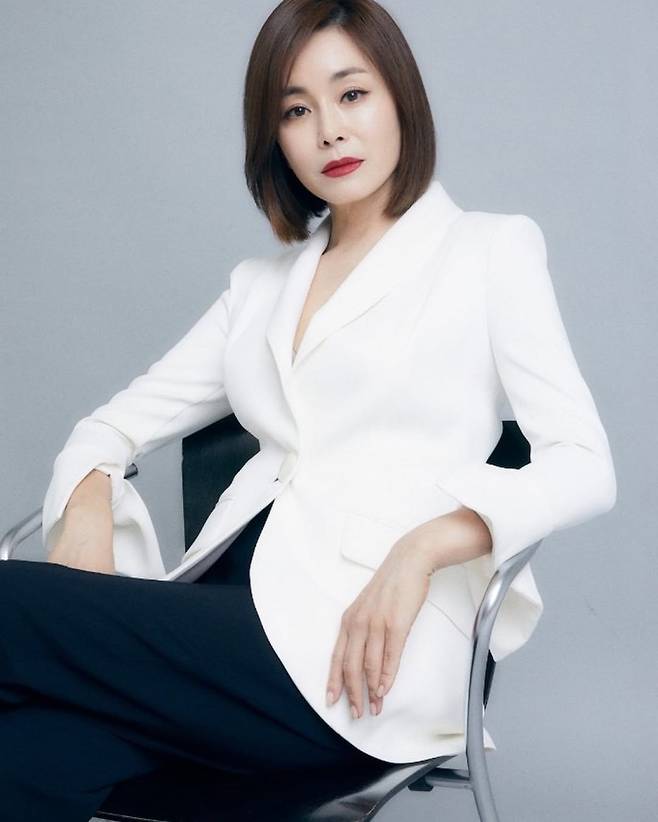 견미리 남편, 주가조작 혐의로 재판 회부... 140억 부당이득(사진 출처: 견미리 인스타그램 갈무리)