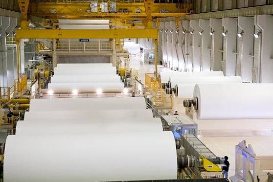 무림P&P의 울산 펄프·제지 일관화 공장 내부 모습. /무림페이퍼 제공