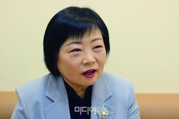 ▲이향진 전 MBC 뉴스영상국장이 지난달 30일 경기도 고양시에서 미디어오늘과 인터뷰하는 모습. 사진=금준경 기자.