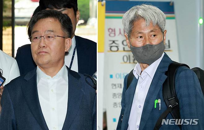 [서울=뉴시스] 고범준 기자 = 대장동 사건과 관련해 '허위 인터뷰 의혹'을 받는 화천대유자산관리 대주주 김만배(왼쪽) 씨와 전 언론노조위원장 신학림 씨가 지난해 6월 20일 오전 서울 서초구 서울중앙지법에서 열린 구속전 피의자 심문(영장실질심사)을 받기 위해 법정으로 들어가고 있다. (사진=뉴시스DB). 2025.05.16. photo@newsis.com