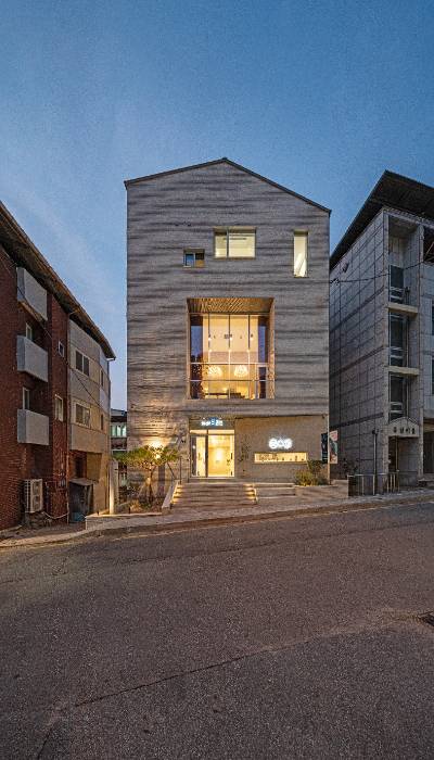 청주시 대성동 아트센터 올리브(ALL-LIVE) 전경(2024년 8월개관). 자료사진