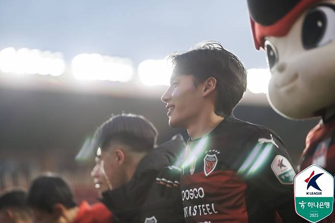 포항 스틸러스 수비수 어정원. /사진=한국프로축구연맹 제공